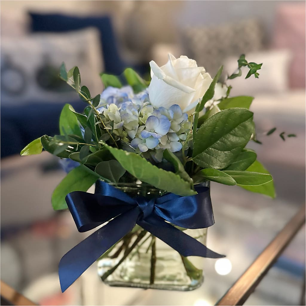 Sky Blue Delight Bouquet –  Heliconia Flowers Of Colombia, Cuddebackville NY