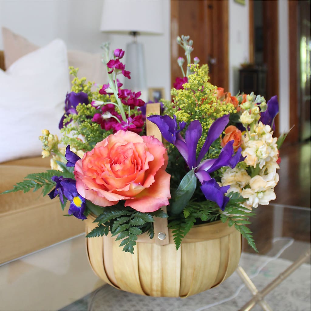 Garden of Life Basket –  Heliconia Flowers Of Colombia, Cuddebackville NY