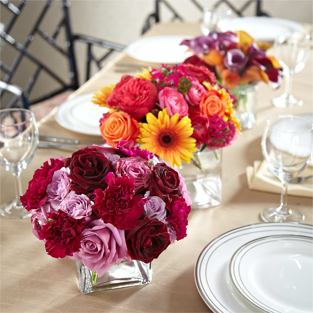 Love's Eternity Centerpiece –  Heliconia Flowers Of Colombia, Cuddebackville NY