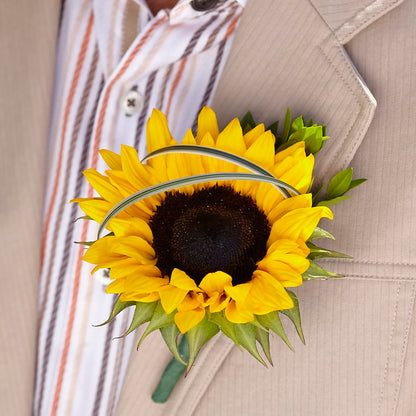Free Spirit Boutonniere –  Heliconia Flowers Of Colombia, Cuddebackville NY